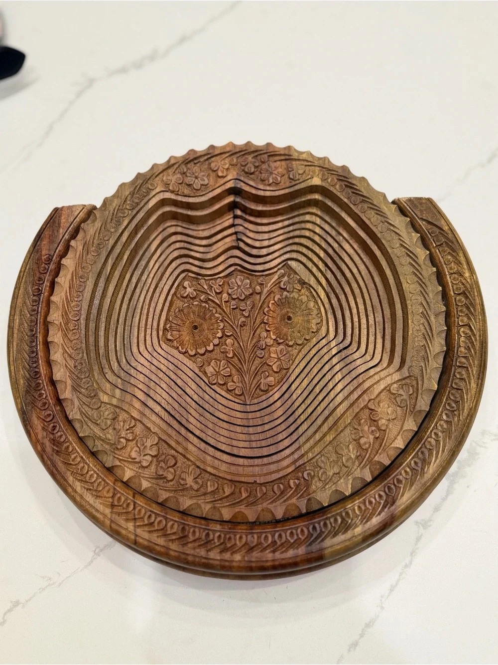 Hand-Carved Wooden 3D collapsible fruit basket